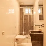 Spacious Flat - Champs Elysées *