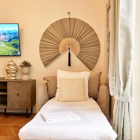 דירה Spacious Flat - Champs Elysees פריז