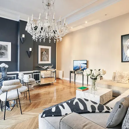 Spacious Flat - Champs Elysees * パリ