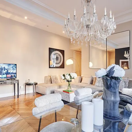 Spacious Flat - Champs Elysees アパート パリ