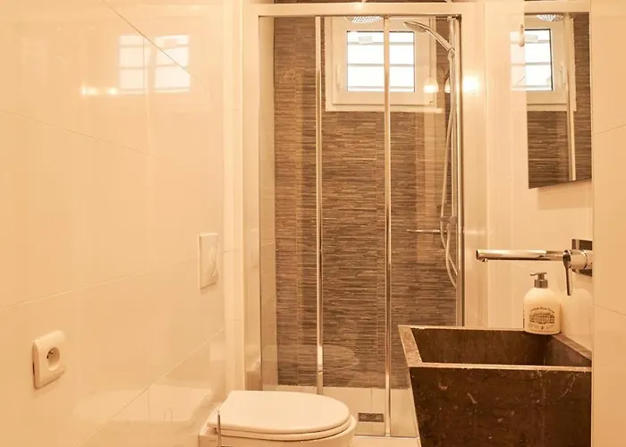 Spacious Flat - Champs Elysees *