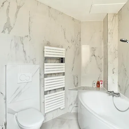 Spacious Flat - Champs Elysees * 파리