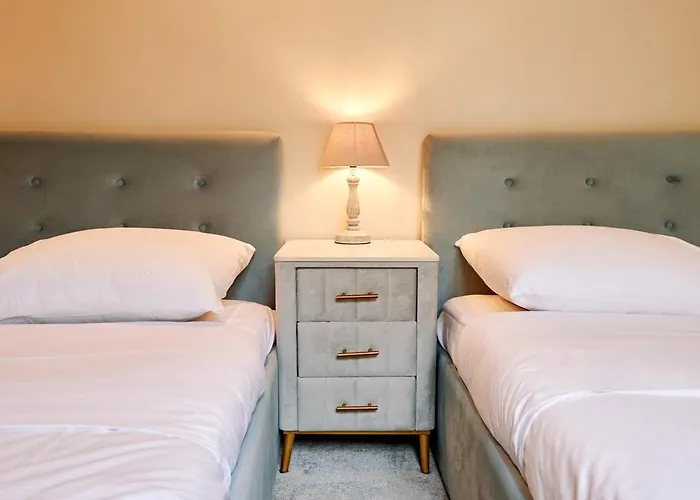 Spacious Flat - Champs Elysees Apartman