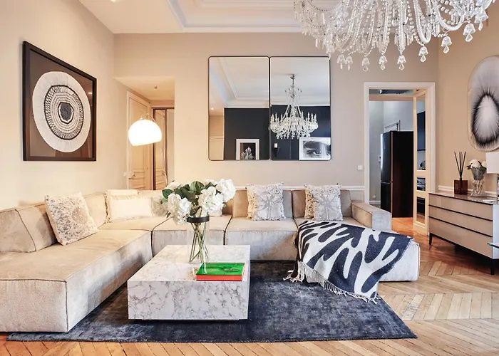 Spacious Flat - Champs Elysees Apartman Párizs